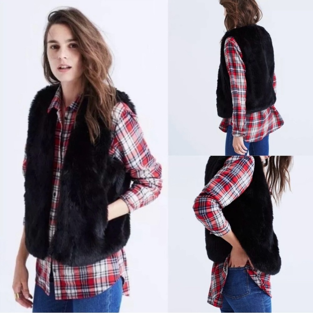 Madewell black faux fur vest Size S